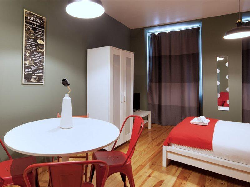 Aparthotel Oporto Entreparedes Bagian luar foto
