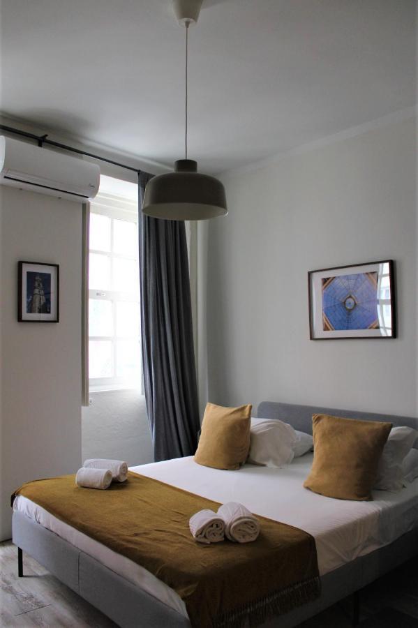 Aparthotel Oporto Entreparedes Bagian luar foto