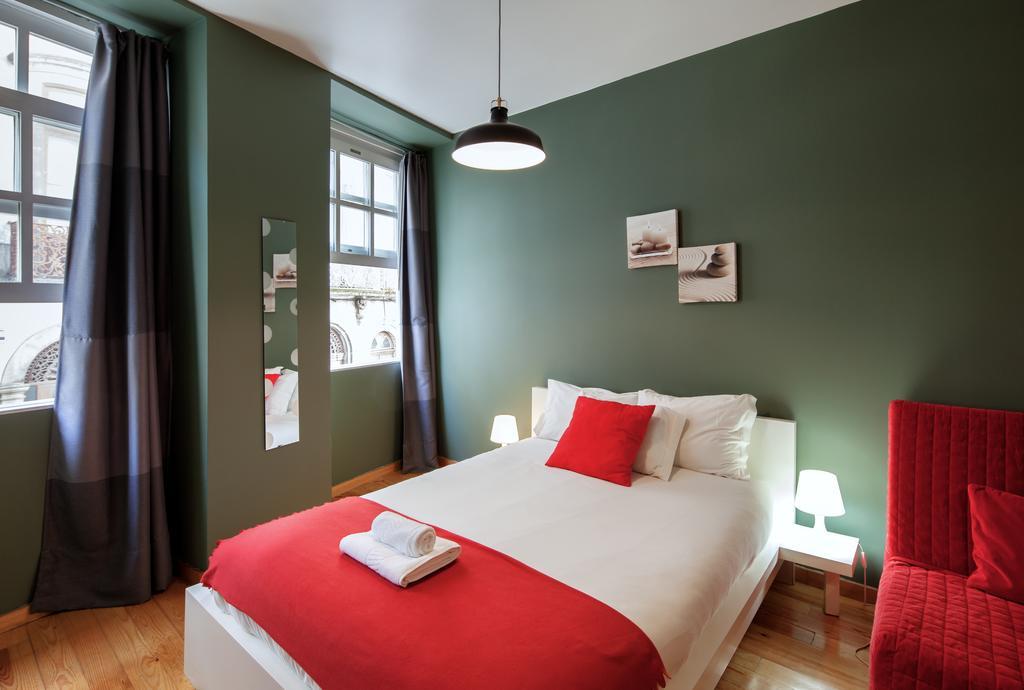 Aparthotel Oporto Entreparedes Bagian luar foto