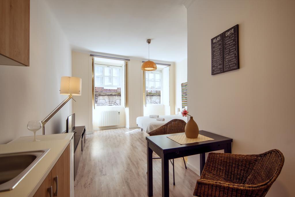 Aparthotel Oporto Entreparedes Bagian luar foto